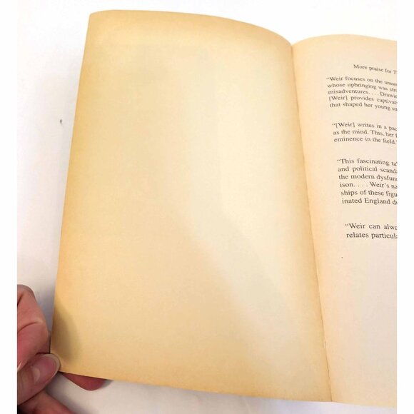 Alison Weir Paperback Books, The Life of Elizabeth, The Children of Henry VIII - Picture 15 of 15